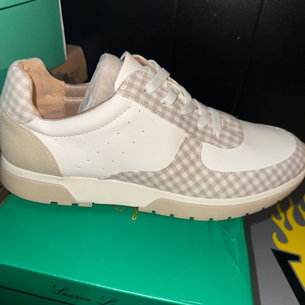 Men's White and Tan Sneakers